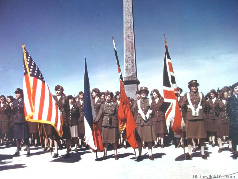 world war 2 pictures in color. Color Pictures of World War II