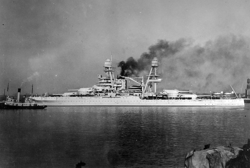 USS Arizona 
