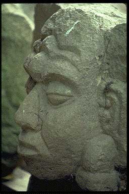 mayan statue from copan
