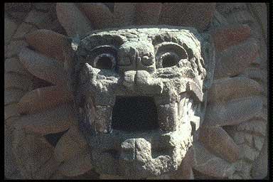 Sculptures at Pyrmaid of Quetzlcoatl