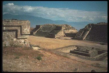 mantea alban pyramids