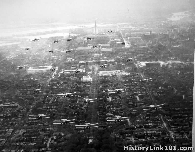 Formation - Keystone Bombardment Airplanes