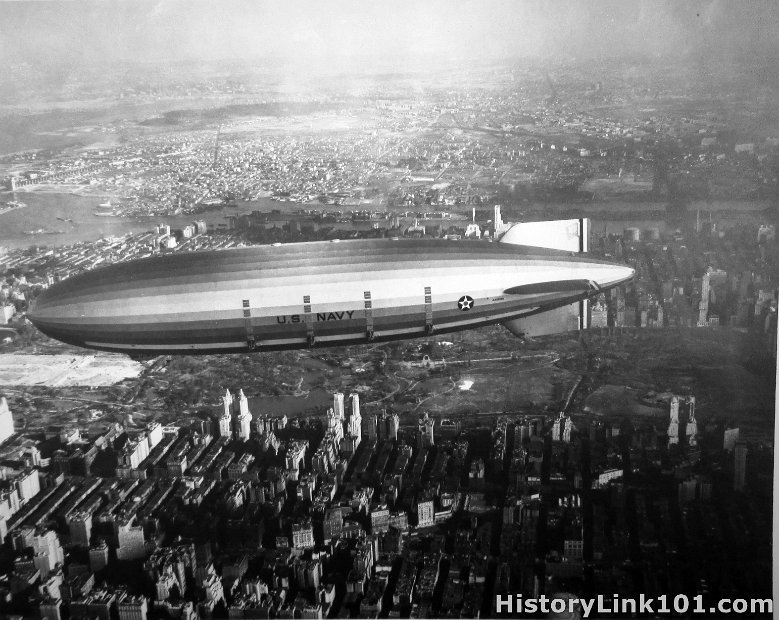 USS Akron in flight over New York City