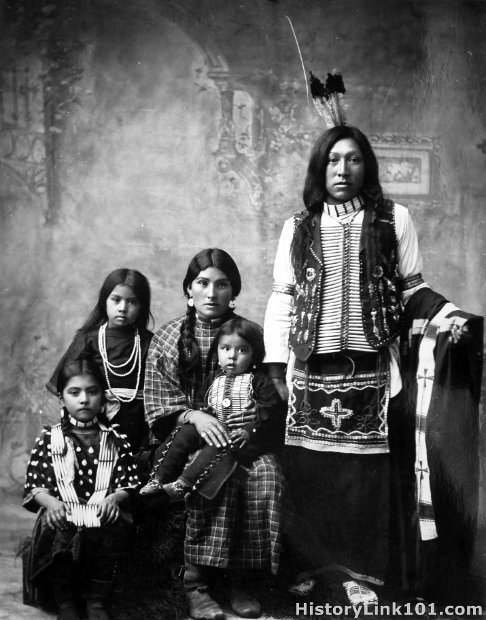 Unidentified family from southeastern Idaho reservation