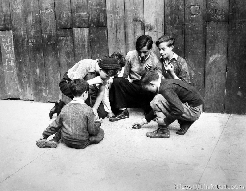 Delinquents gambling