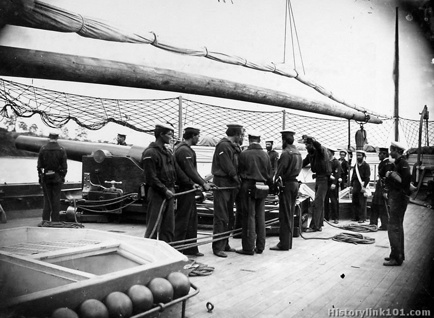 Gun crew on deck of Mendota