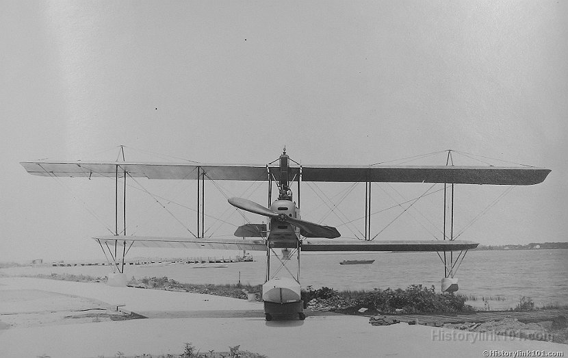 Standard Amphibious Bi-Plane 