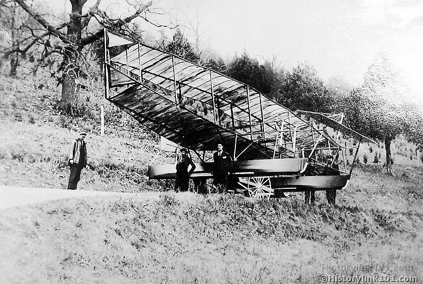 First twin pontoon Hydroplane, Bath, New York 1910 