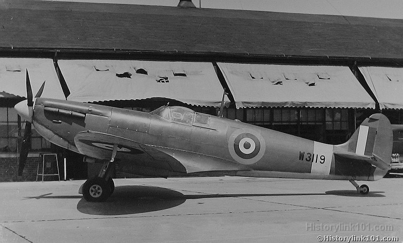 Vickers Armstrong fighter 