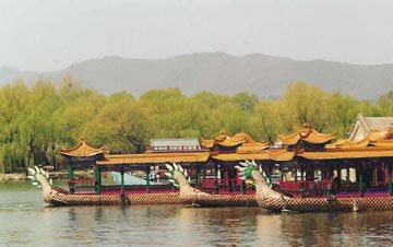 dragon boats summer palace