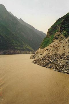 yangtze river bank picture