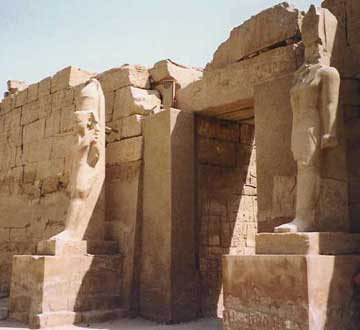 sculptures at karnak