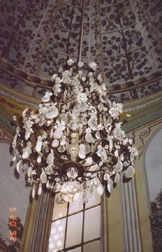 Chandler in Topkadi Palace