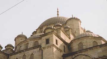 yani camil istanbul