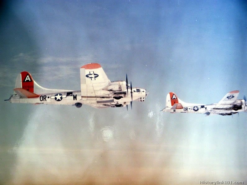Royalty Free Pictures B-17 bomber
