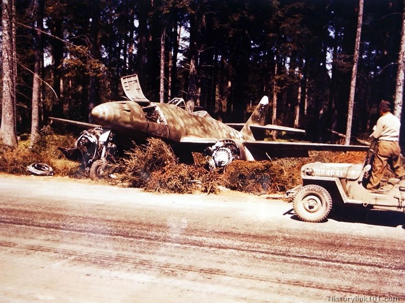 Royalty Free Pictures of ME-262