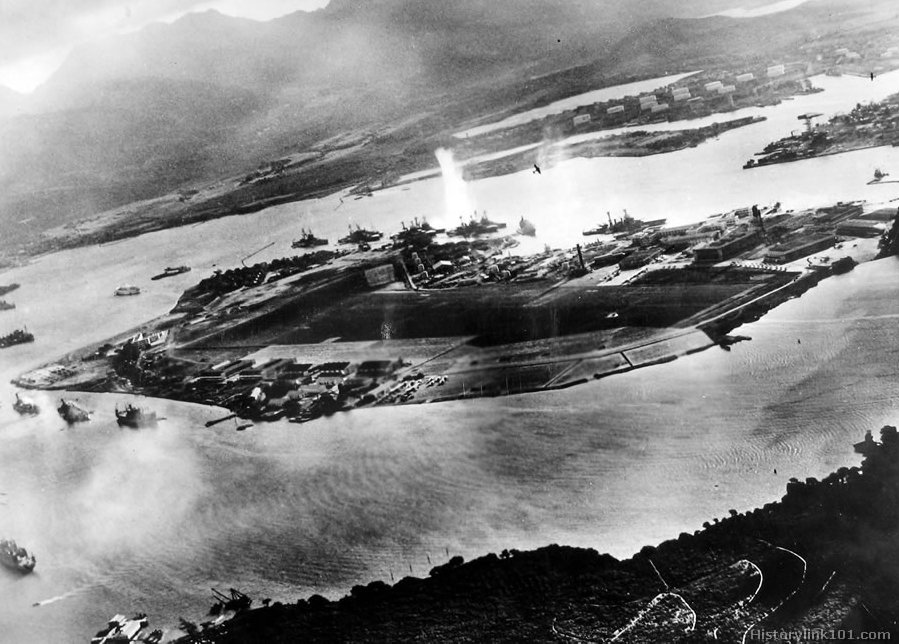 Royalty Free Picture of Attack on Pearl Harbor