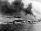 IMPictures of attacks on airfields around Pearl Harbor 