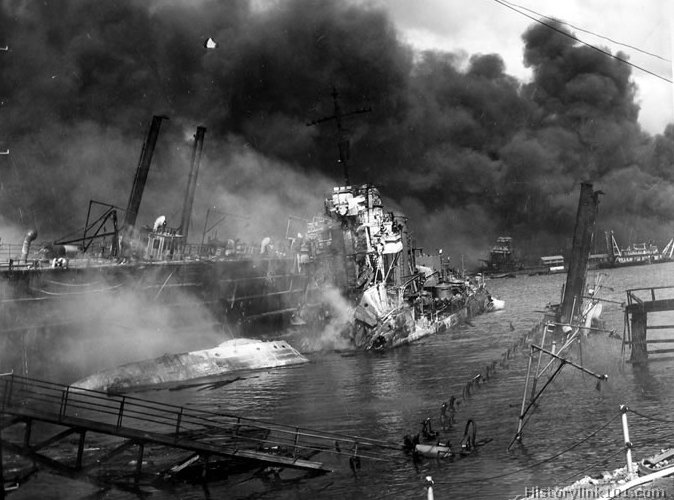 Royalty Free Picture of Attack on Pearl Harbor