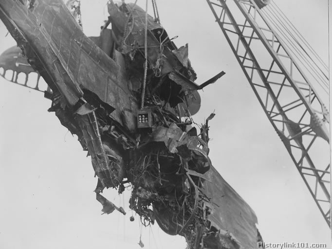 Royalty Free Picture of Attack on Pearl Harbor